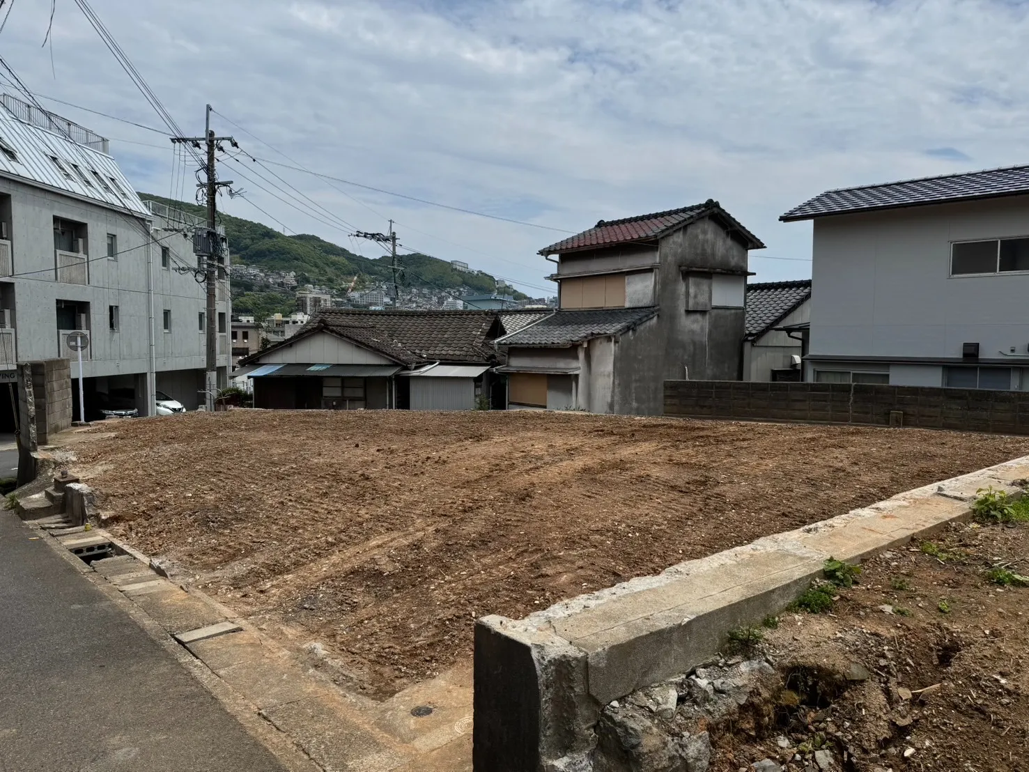 長崎市H町　整地完了しました♪